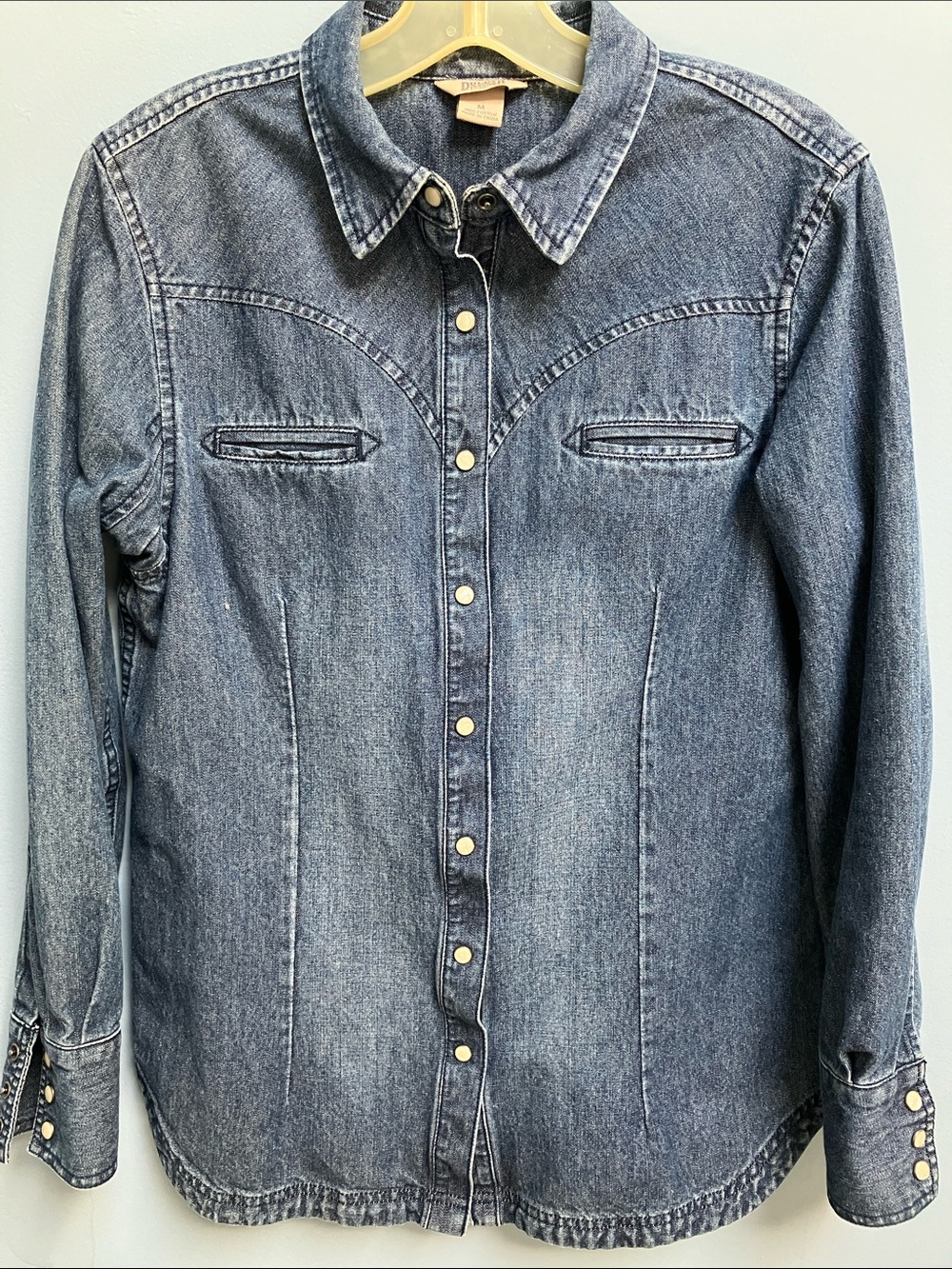 Duluth Trading Co Denim Western Pearl Snap  Front Medium 100% Cotton Faded Wash